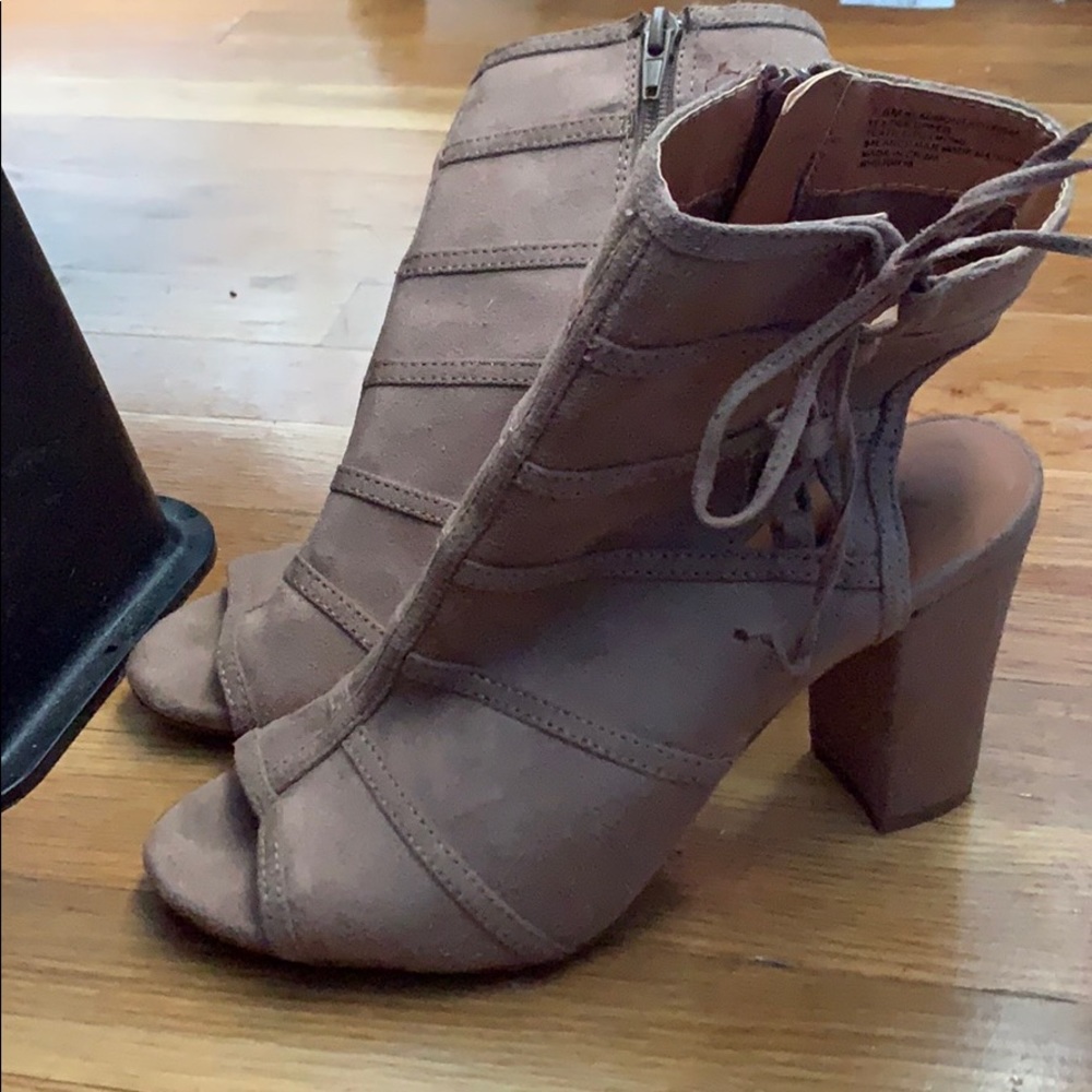 Boot heels